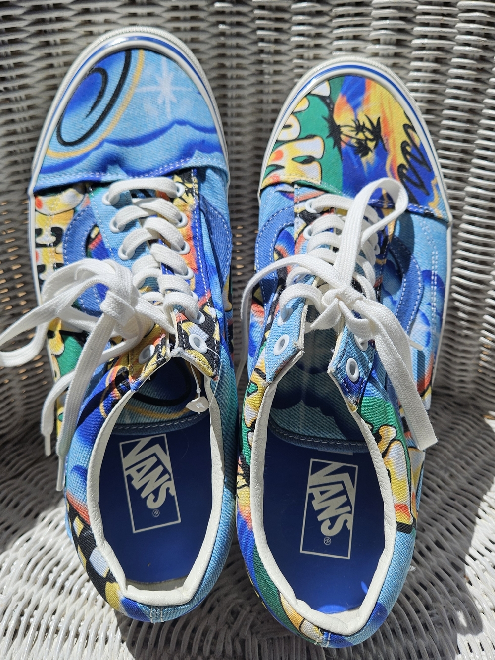 Vans Men's  Colorful Blue Graphic Sneakers Size 13 Brand New Off The Wall